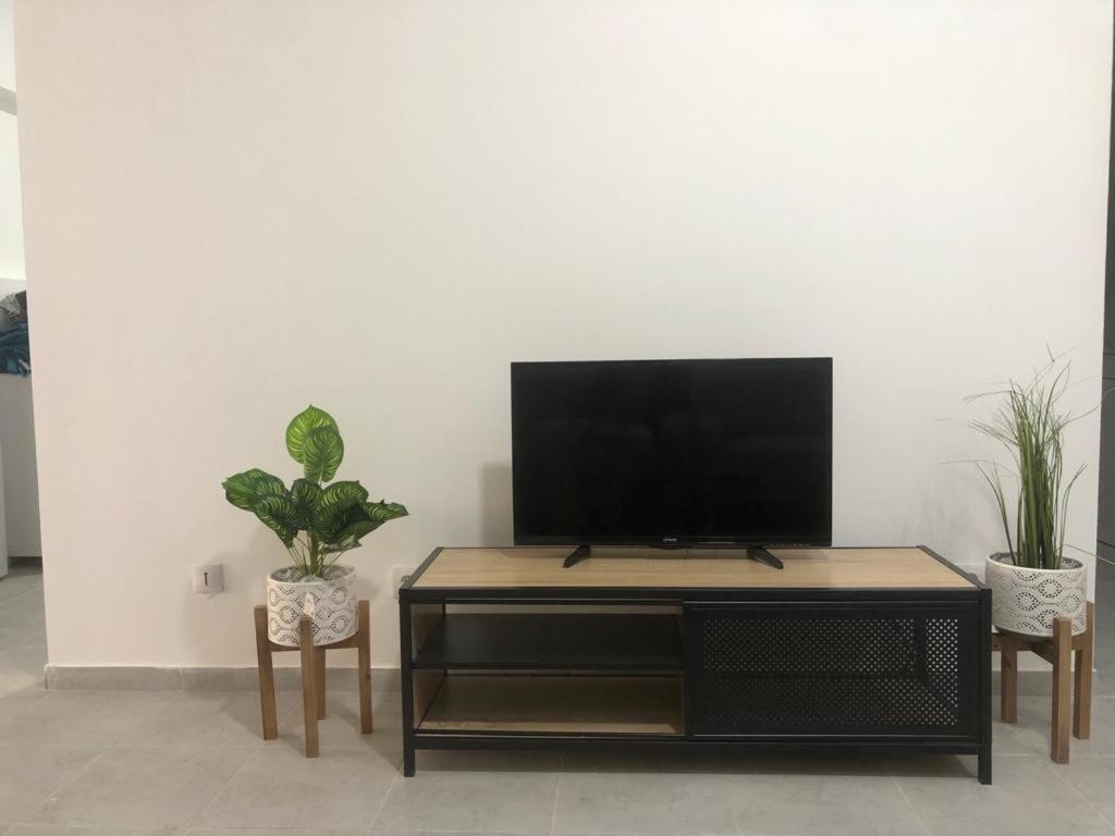 Rdc - Appartement F3 Villiers Le Bel 95 Proche De Paris Roissy Esterno foto