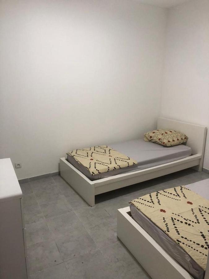 Rdc - Appartement F3 Villiers Le Bel 95 Proche De Paris Roissy Esterno foto